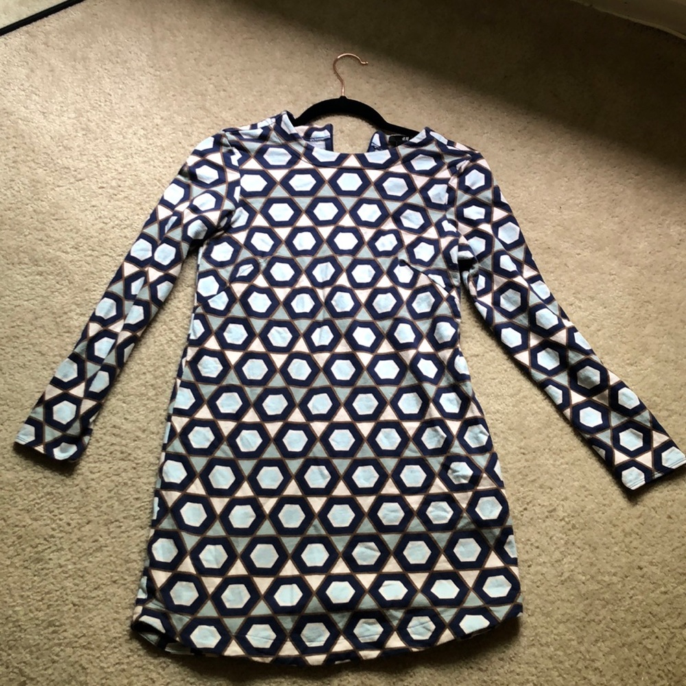 Mod-style Dress - Picture 2 of 4